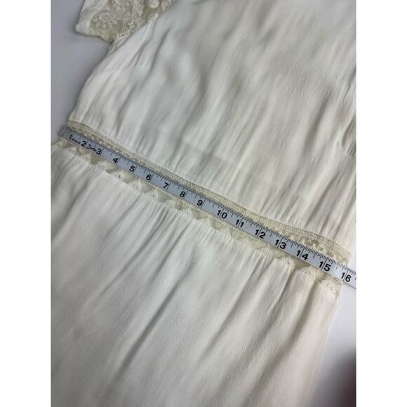 ASTR the Label Size Small Silk Blend Dress Lace White Knee Length Short Sleeve - Picture 14 of 14
